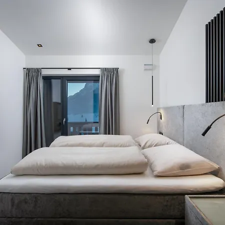 Elements By Heigenhauser *