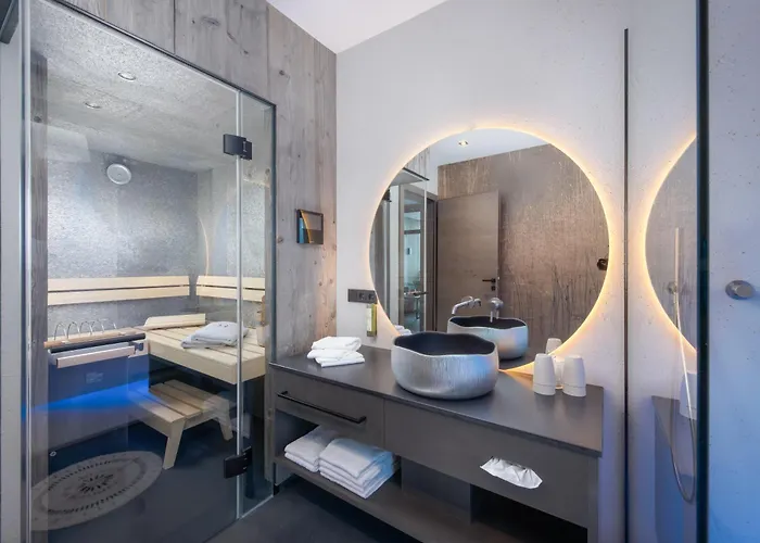 Elements By Heigenhauser 公寓式酒店 *